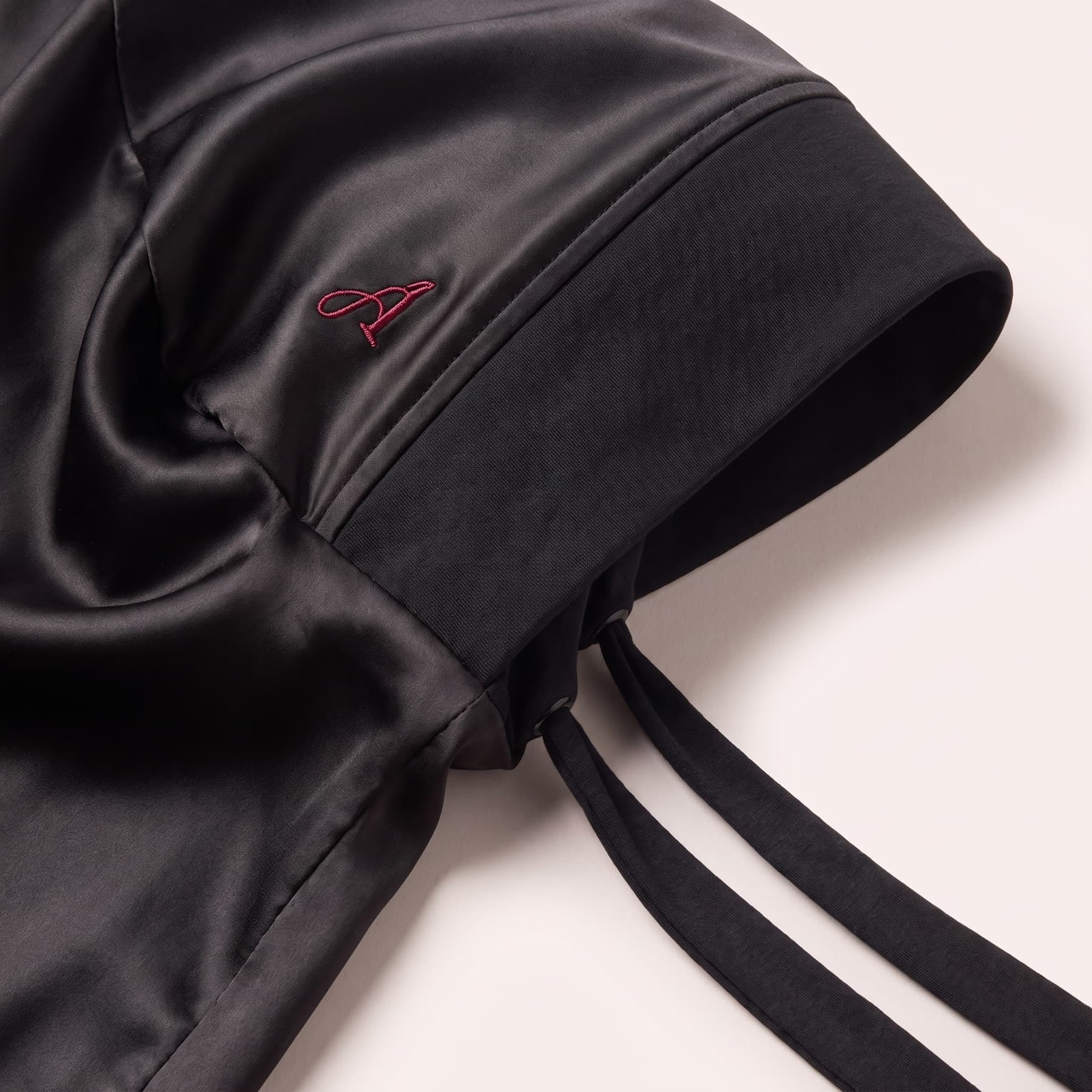 The Āriyah Under-Scarf — Silk, true care.